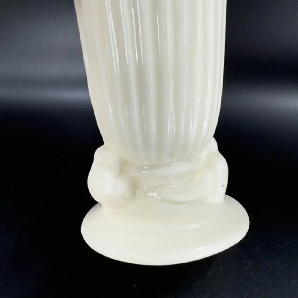 Vintage Art Deco Haeger Dove Vase 1940s White Glaze Ceramic Love Birds Decor VTG
